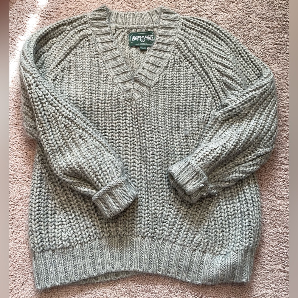 American Eagle Green Knit Sweater